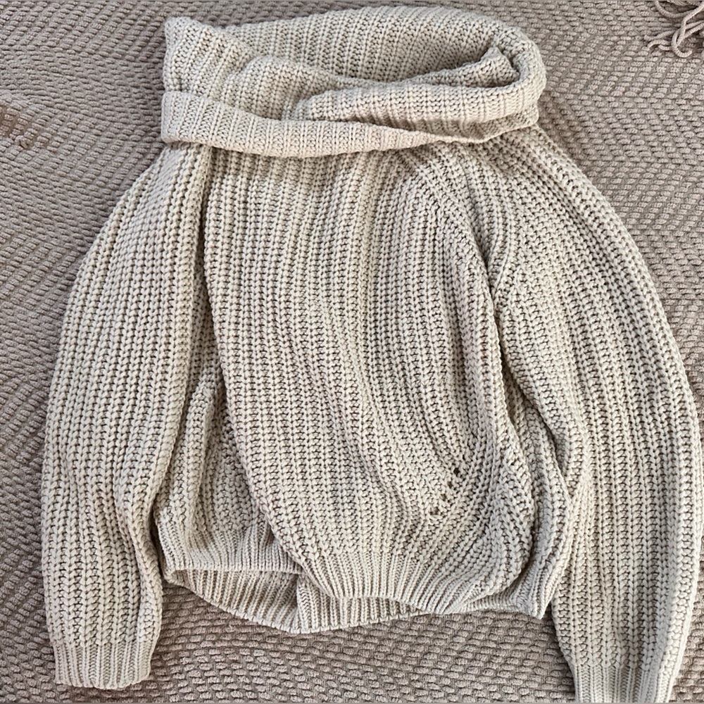Sweater - Picture 2 of 3